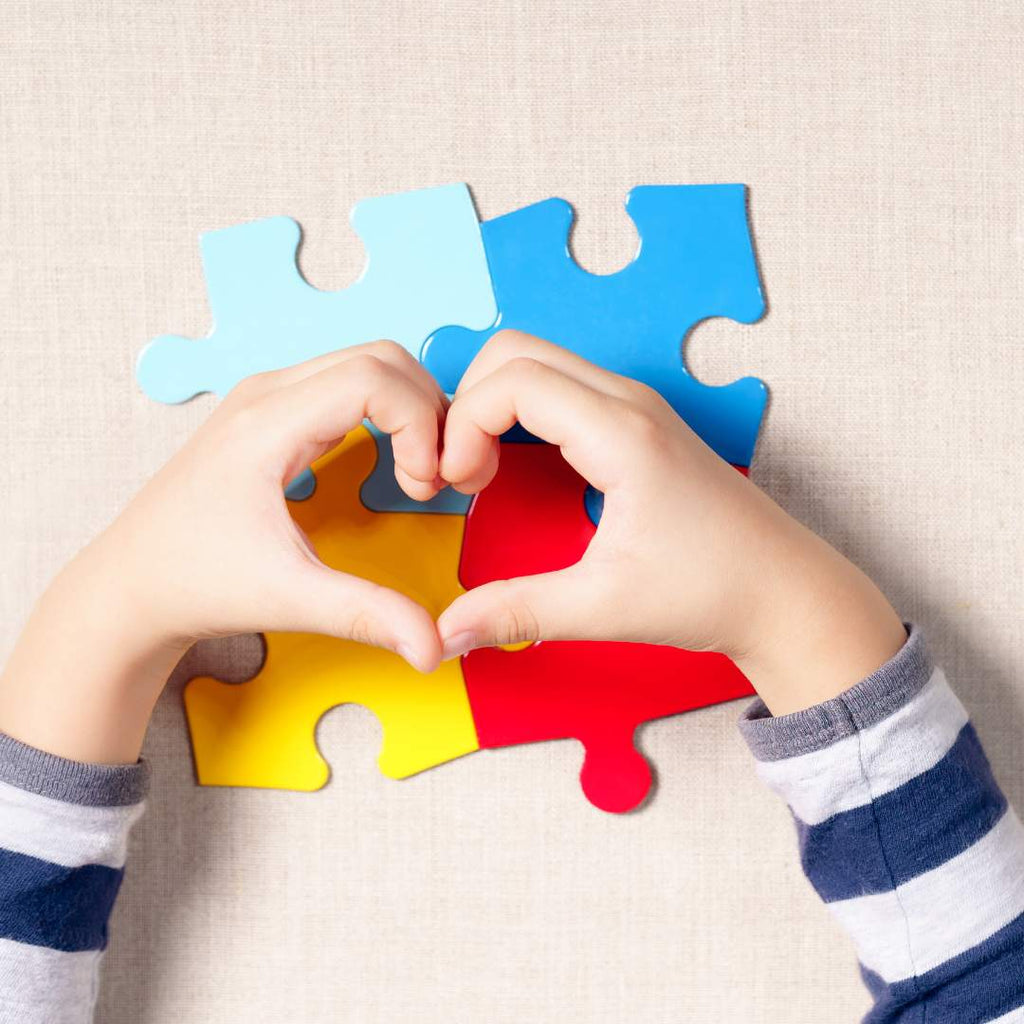 Spielsachen für Autistische Kinder: Eine Mama teilt ihre Erkenntnisse und Beobachtungen